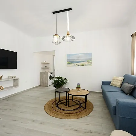 Mediterranean Harmony * Naousa (Paros)