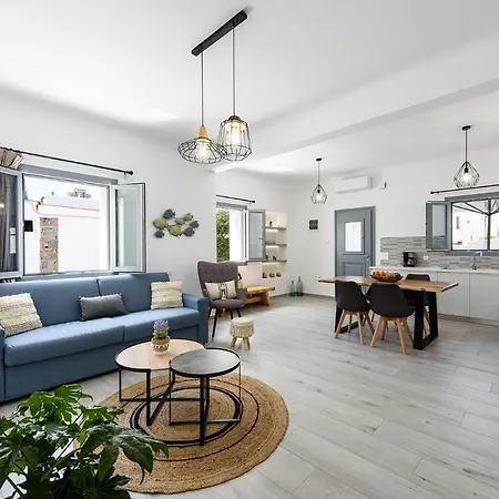 Mediterranean Harmony Naousa (Paros)