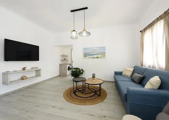 Mediterranean Harmony * נאוסה